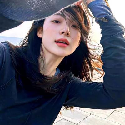 以遇刺为生的女人